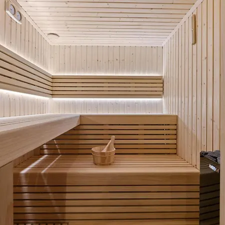 Cozy In With Sauna Ичичи